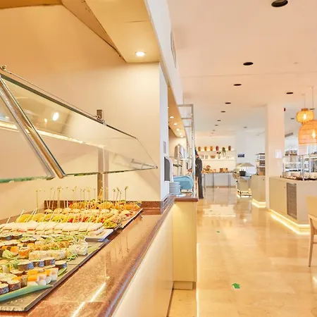 アパートホテル ポネント マール 4* Palmanova