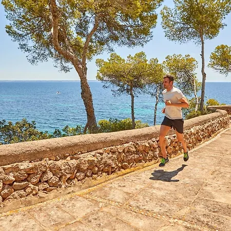 Lejlighedshotel Ponent Mar 4*