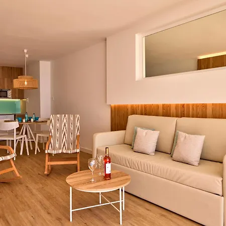 Ponent Mar Lejlighedshotel